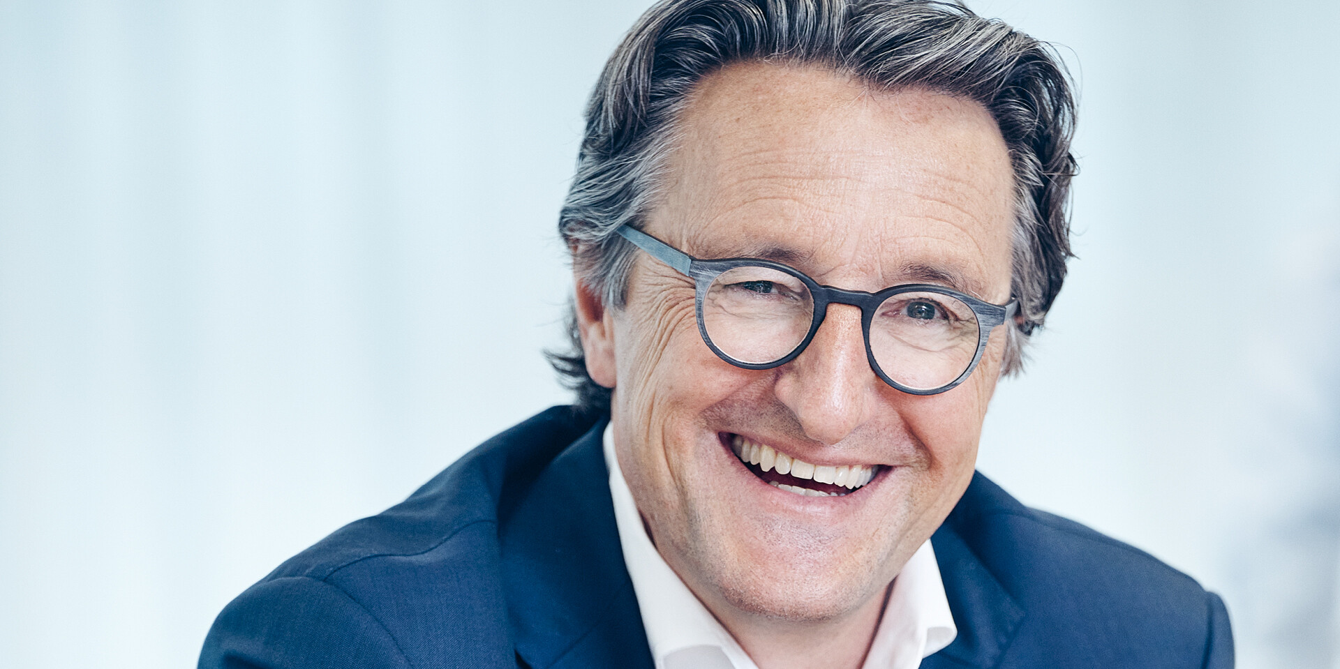 Dr. Andreas Hünerwadel